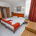 Kleopatra Carmen Aparthotel