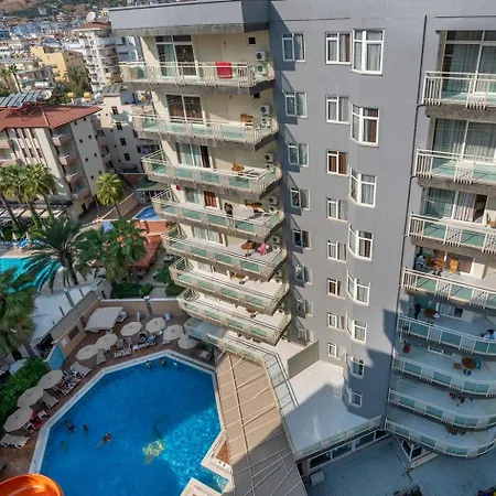 Kleopatra Carmen Aparthotel